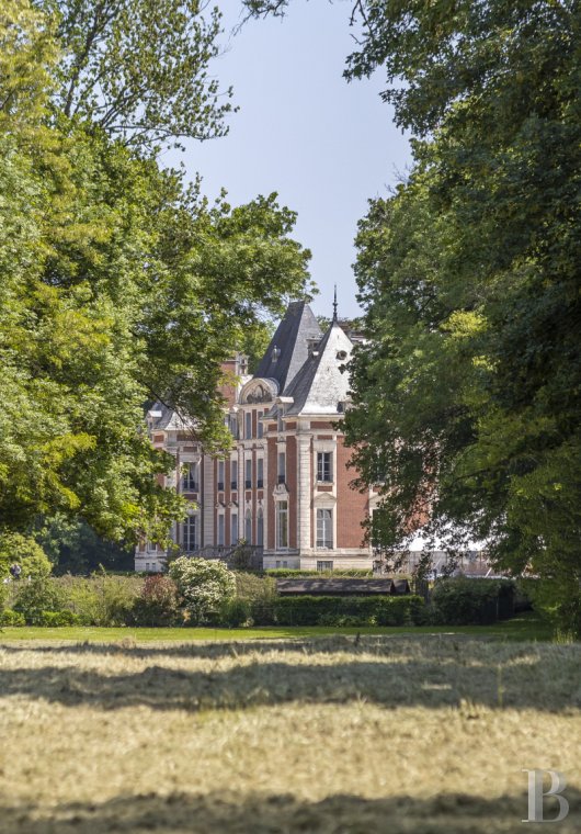 Dans la Nièvre, entre Sancerre et Clamecy, un vaste château familial sur son territoire de 250 hectares - photo  n°52